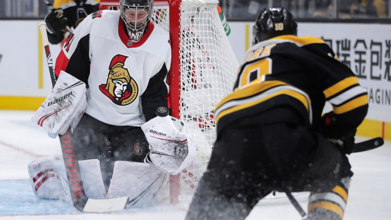 Pastrnak sparks Bruins 5-2 win over Senators
